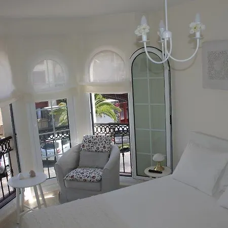 On Calle Los Falcones 59 Apartment
